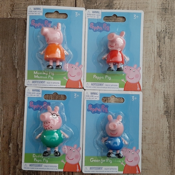 Peppa Pig Miniature Figures New Peppa Pig George Pig Mommy Pig Daddy Pig New - Picture 1 of 5